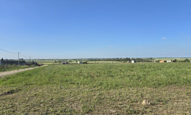Lote en loteo Loma Hermosa, Aldea Brasilera