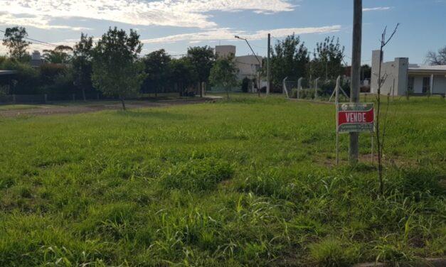 Lote en esquina en Loteo Algarrobos de Oro Verde